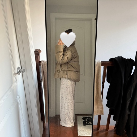 H&M olive green oversized puffer size M - Picture 4 of 8